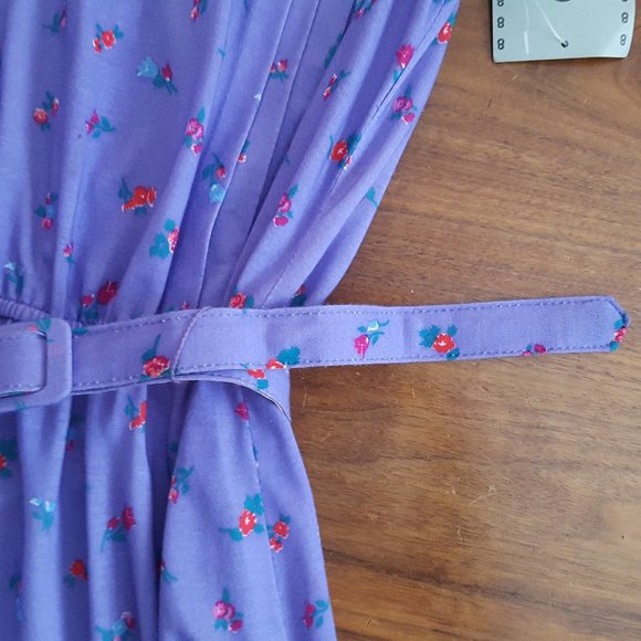 Vintage Cap-Sleeve Dress - Picture 13 of 15